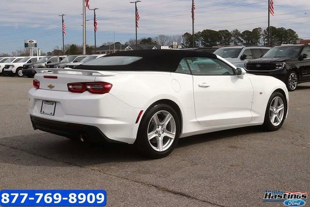 Used 2023 Chevrolet Camaro LT image 3