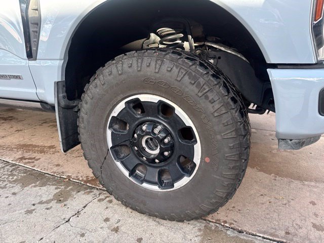 Certified 2026 Ford F250 Lariat w/ Tremor Off-Road Package AWD/4WD image 6