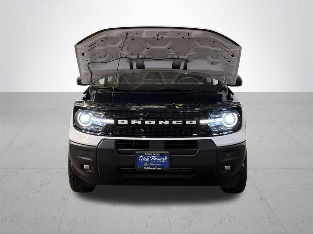 Certified 2025 Ford Bronco Sport Outer Banks AWD/4WD image 6