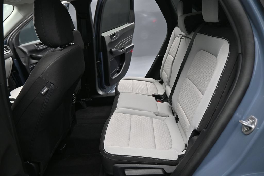 Certified 2024 Ford Escape Active FWD image 18