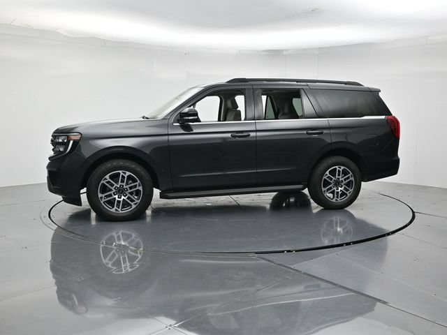 Certified 2025 Ford Expedition Active AWD/4WD image 6