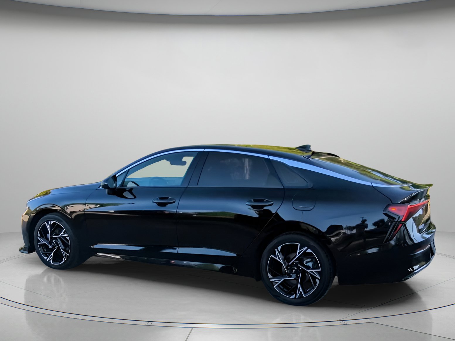 Used 2025 Kia K5 GT-Line w/ GT-Line Premium Package AWD/4WD image 20