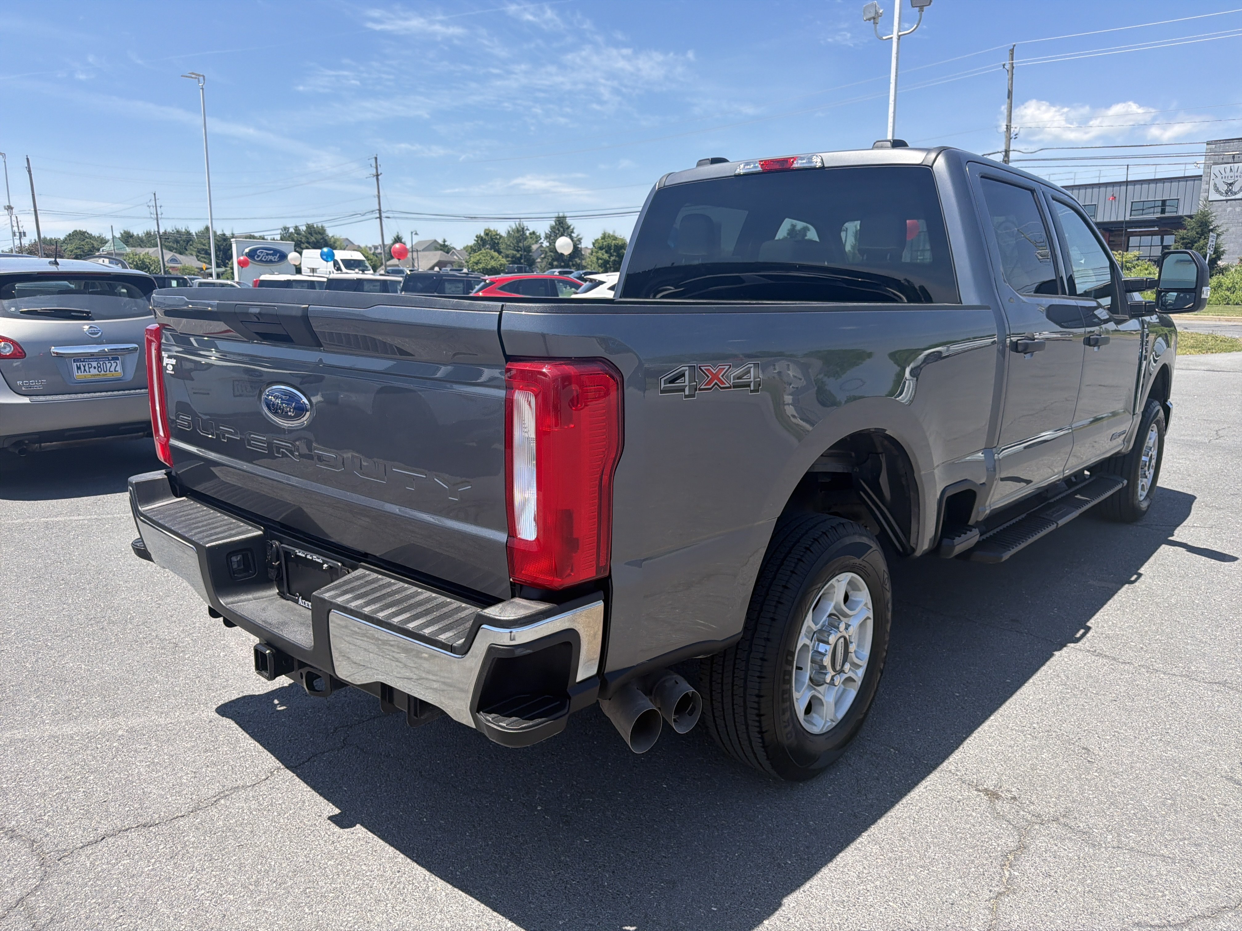 Certified 2025 Ford F250 XLT AWD/4WD image 3