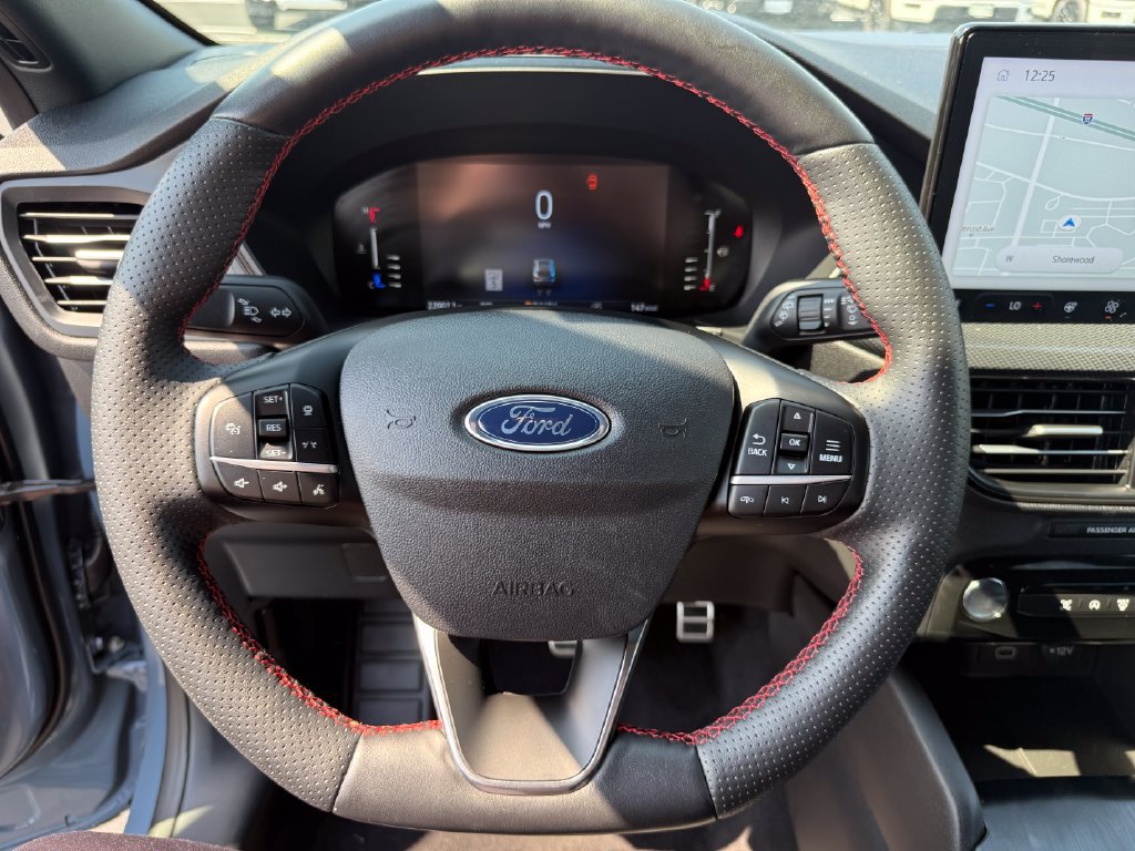 Certified 2024 Ford Escape ST-Line w/ Tech Pack #1 AWD/4WD image 23