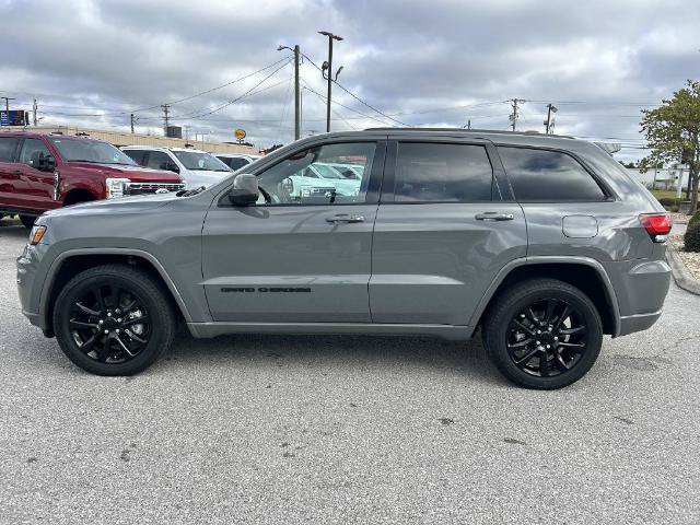 Used 2021 Jeep Grand Cherokee Laredo X AWD/4WD image 7