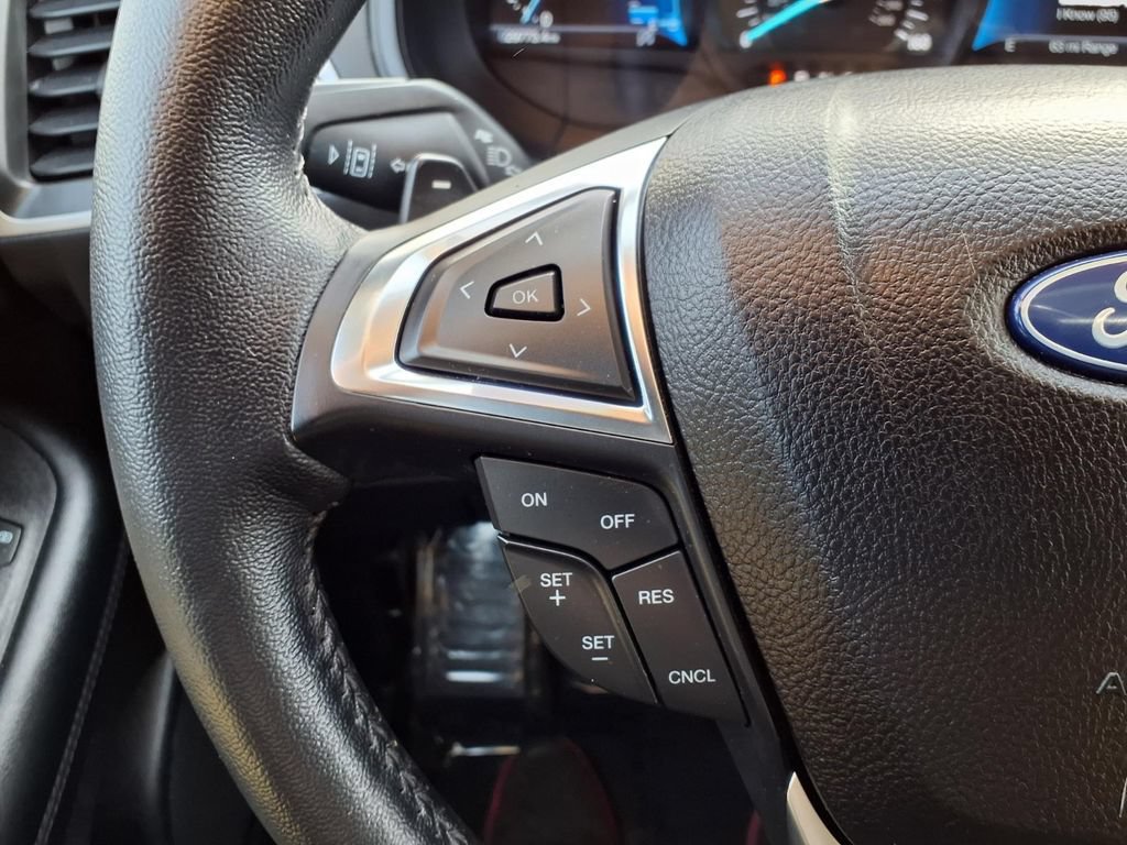 Certified 2022 Ford Edge SEL w/ Convenience Package AWD/4WD image 17