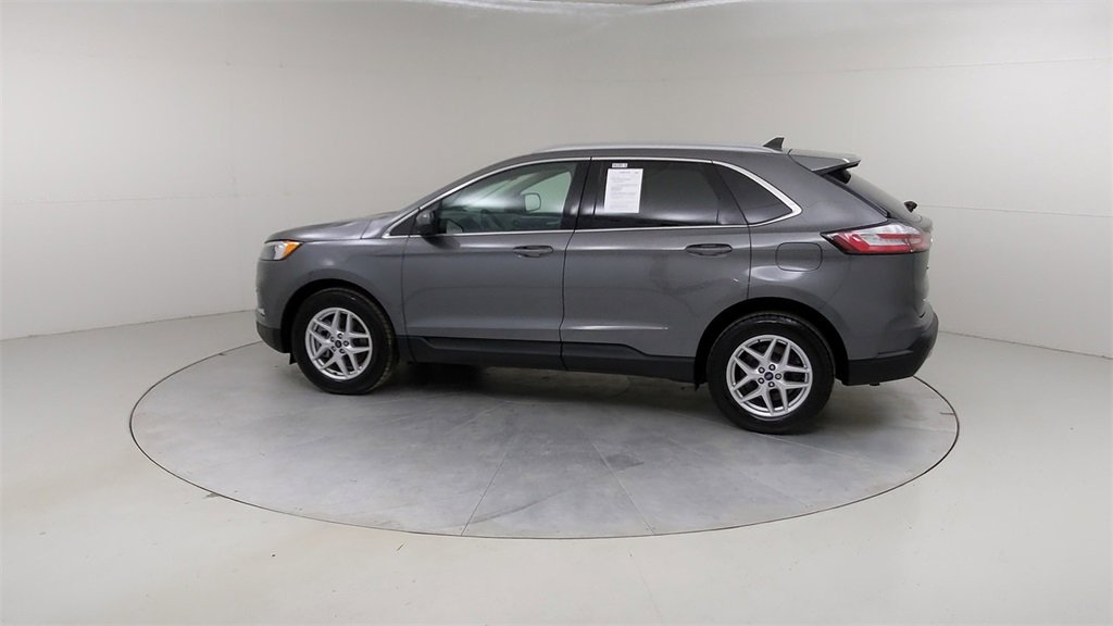 Certified 2022 Ford Edge SEL w/ Convenience Package image 17
