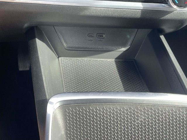 Used 2026 Chevrolet Equinox LT FWD image 30
