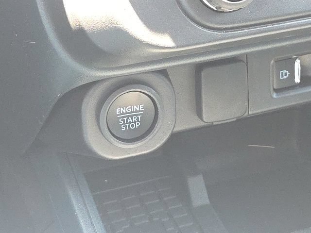 Certified 2025 Ford Maverick Tremor AWD/4WD image 40