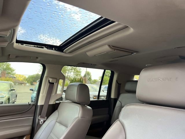 Used 2019 GMC Yukon XL Denali w/ Open Road Package AWD/4WD image 23