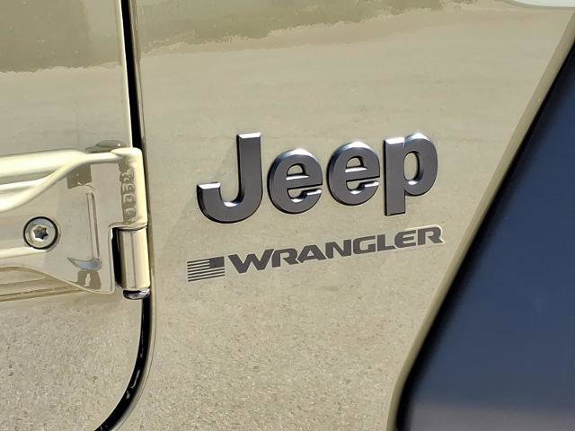 Used 2025 Jeep Wrangler Sport image 15