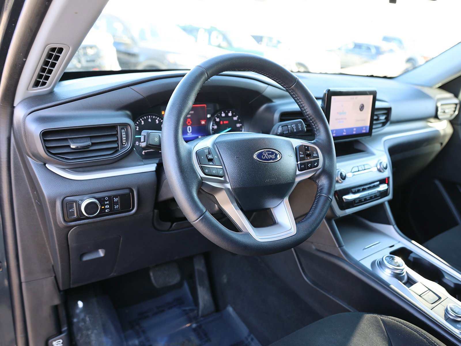 Certified 2023 Ford Explorer XLT image 18