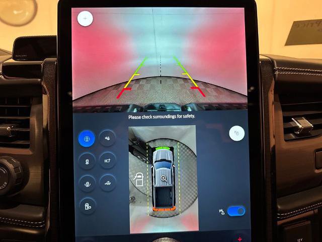 Certified 2025 Ford F150 Lightning Platinum image 29