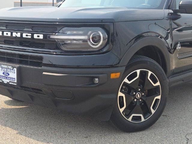 Certified 2023 Ford Bronco Sport Outer Banks w/ Tech Package AWD/4WD image 3