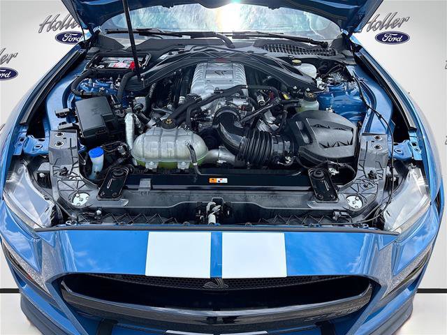 Certified 2021 Ford Mustang Shelby GT500 w/ Carbon Fiber Track Pack RWD image 31