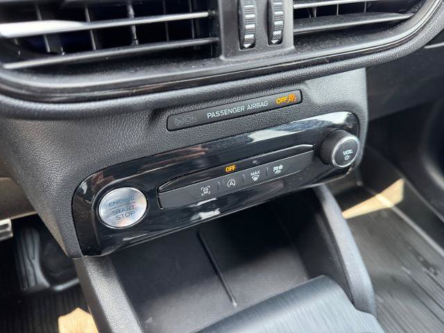 Certified 2024 Ford Escape ST-Line w/ Tech Pack #1 AWD/4WD image 22