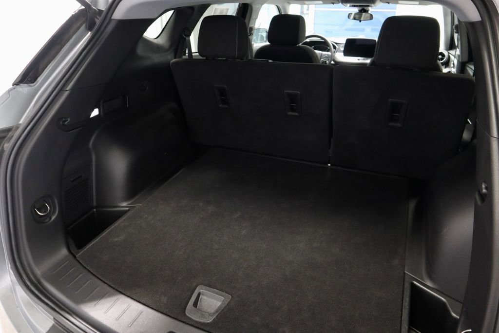 Used 2023 Chevrolet Blazer LT image 12