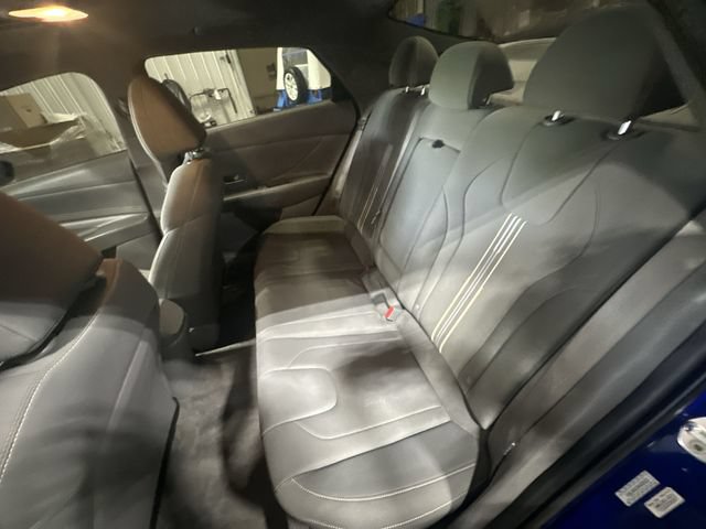 Used 2022 Hyundai Elantra SEL w/ Convenience + Premium Package FWD image 30