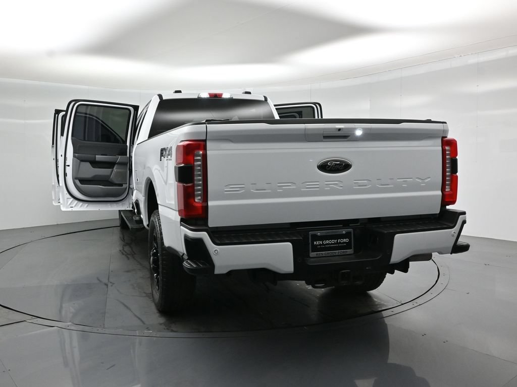 Certified 2024 Ford F250 XLT w/ Black Appearance Package AWD/4WD image 30
