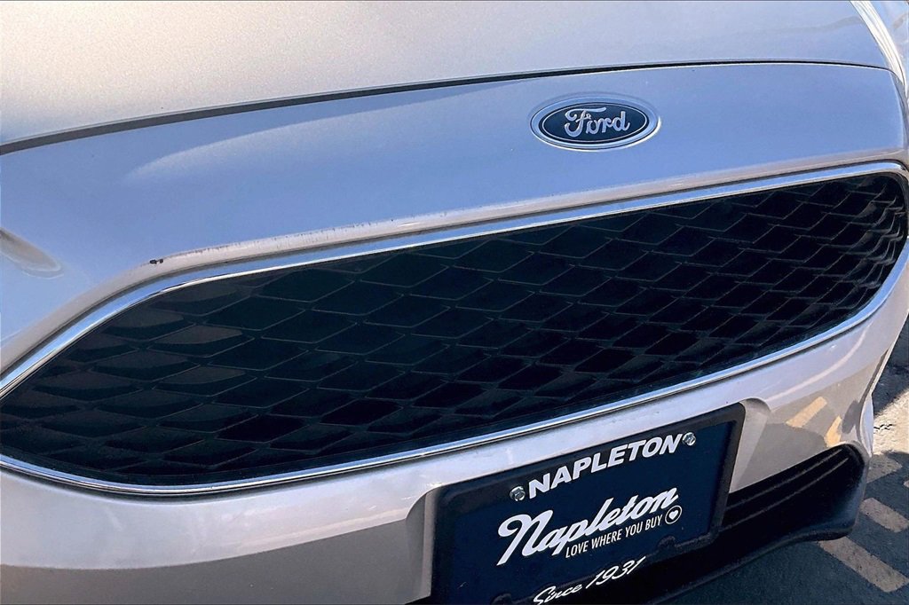 Certified 2017 Ford Focus SE image 28