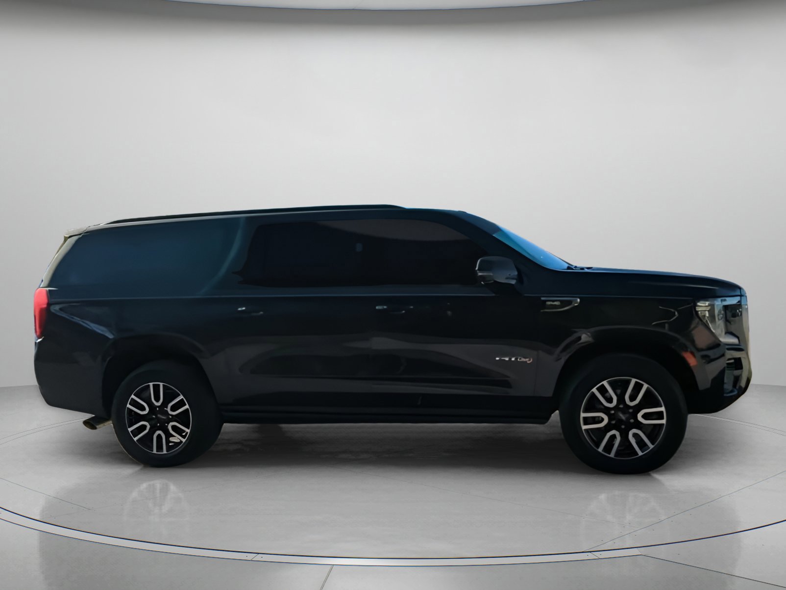 Used 2021 GMC Yukon XL AT4 w/ AT4 Premium Package image 26