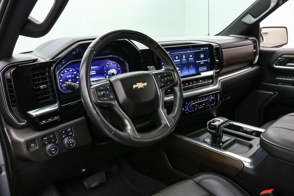 Used 2024 Chevrolet Silverado 1500 High Country w/ High Country Premium Package image 14