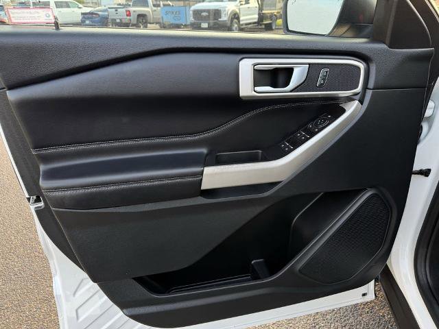Certified 2022 Ford Explorer XLT image 13