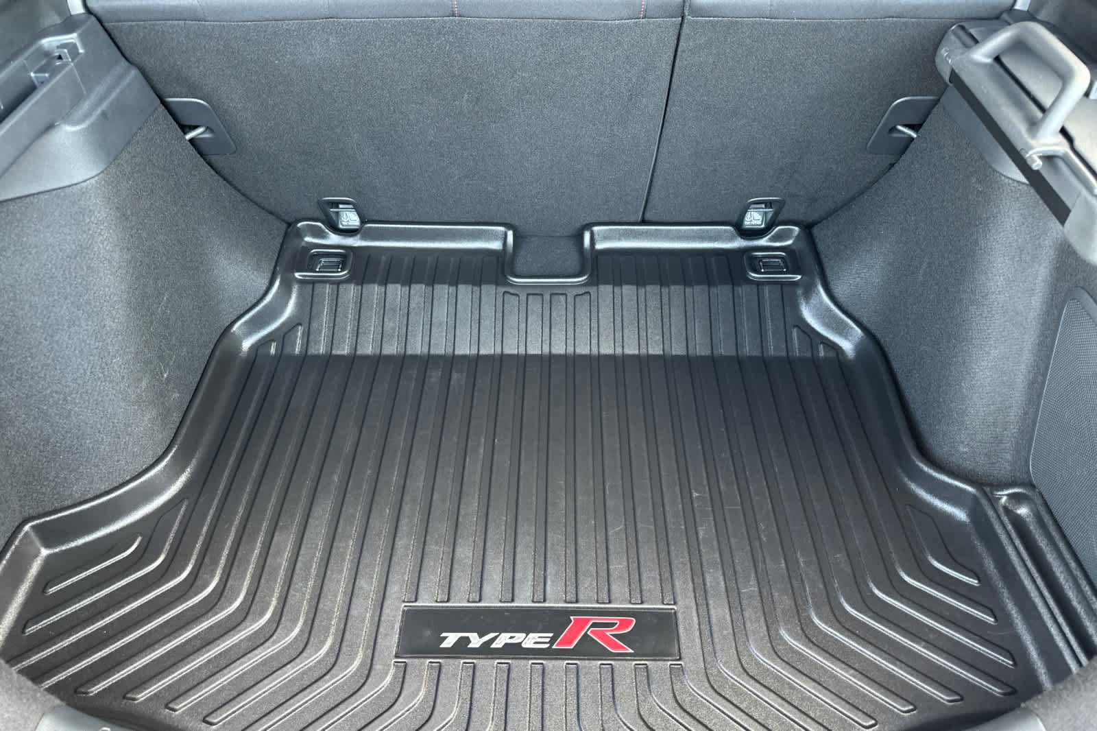 Used 2019 Honda Civic Type R image 15