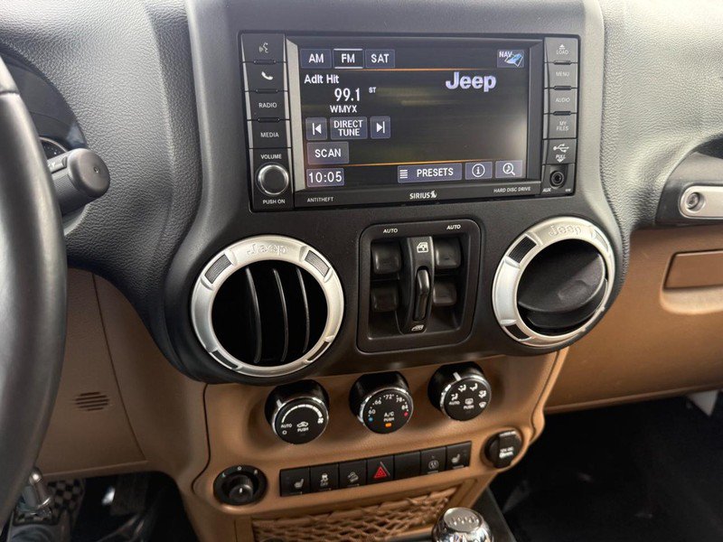 Used 2018 Jeep Wrangler Unlimited Rubicon w/ Dual Top Group AWD/4WD image 20