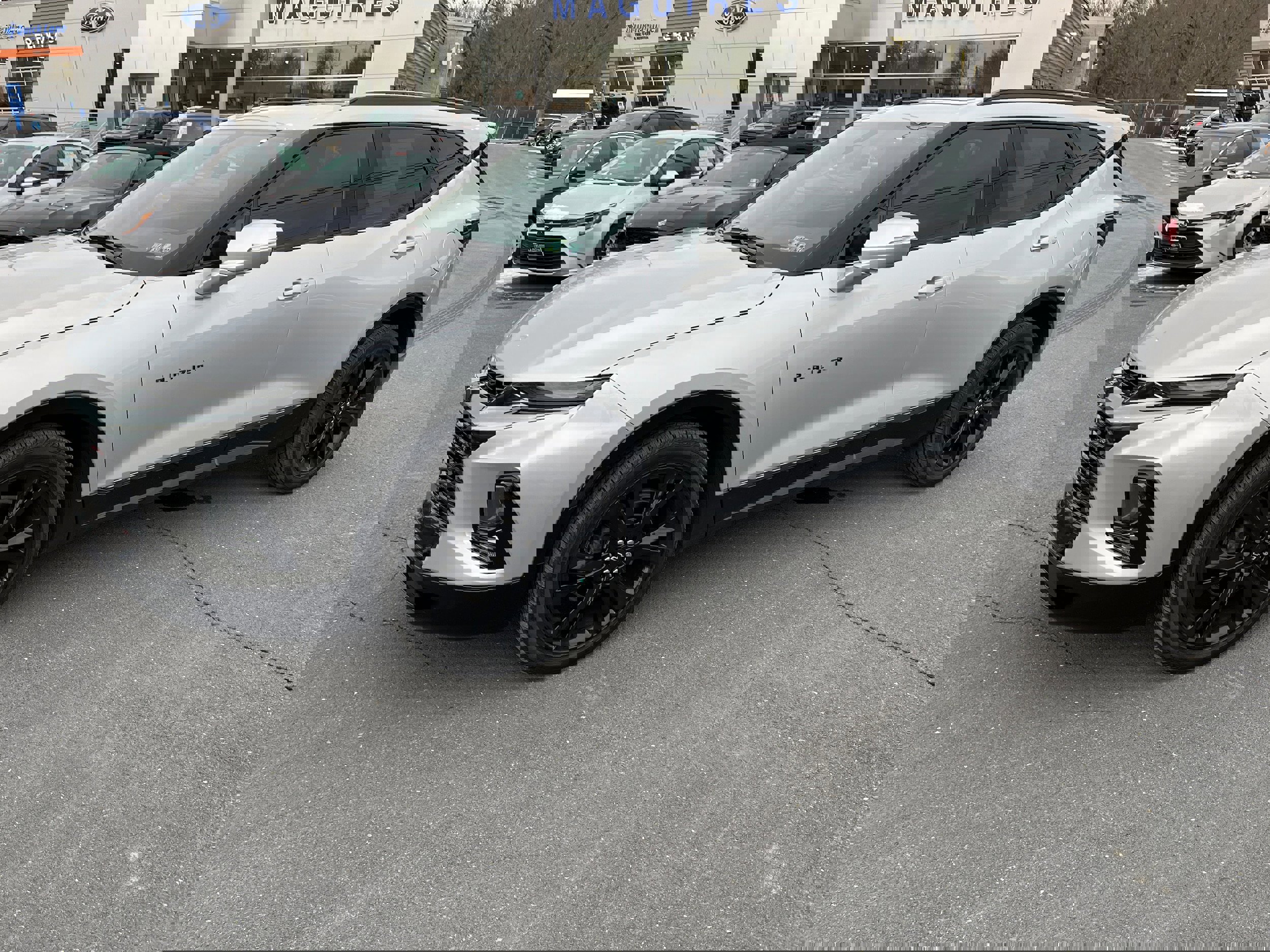 Used 2022 Chevrolet Blazer RS w/ Enhanced Convenience Package image 2