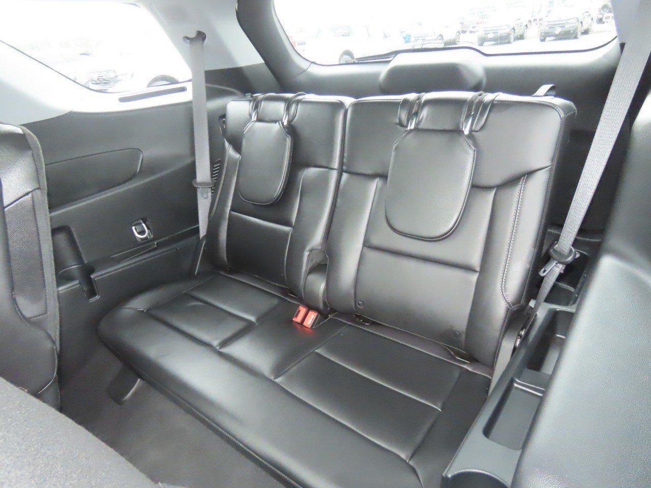 Certified 2024 Ford Explorer Limited w/ Limited Technology Package RWD image 22