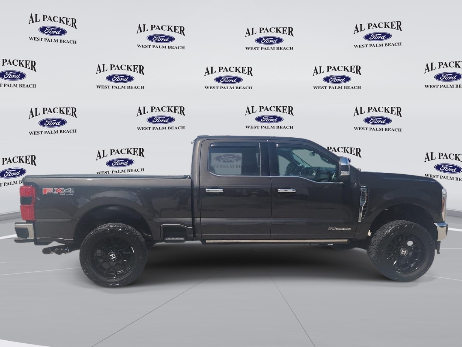 Certified 2025 Ford F250 Lariat w/ Lariat Ultimate Package AWD/4WD image 6