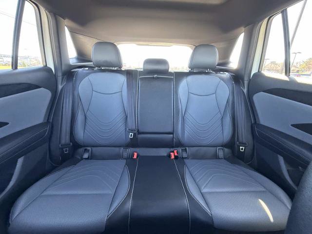 Used 2026 Volkswagen Tiguan SE R-Line image 17