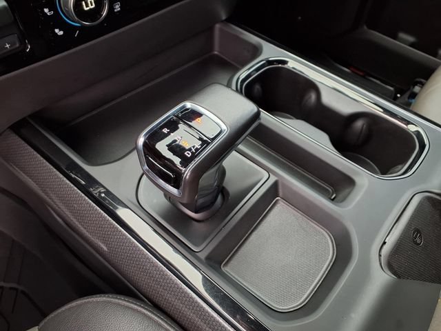 Used 2022 Chevrolet Silverado 1500 ZR2 AWD/4WD image 9