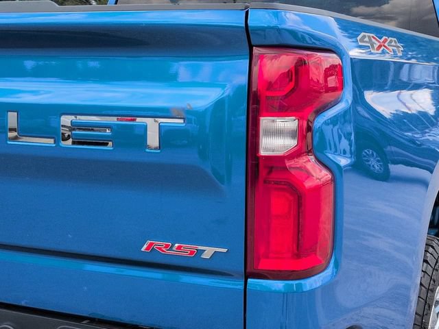Used 2023 Chevrolet Silverado 1500 RST AWD/4WD image 14