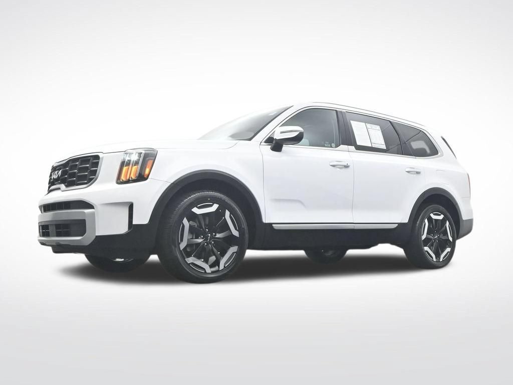Used 2025 Kia Telluride S FWD image 39