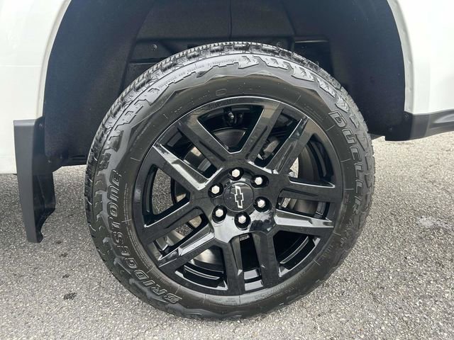 Used 2025 Chevrolet Colorado Z71 w/ Z71 Convenience Package 2 image 11