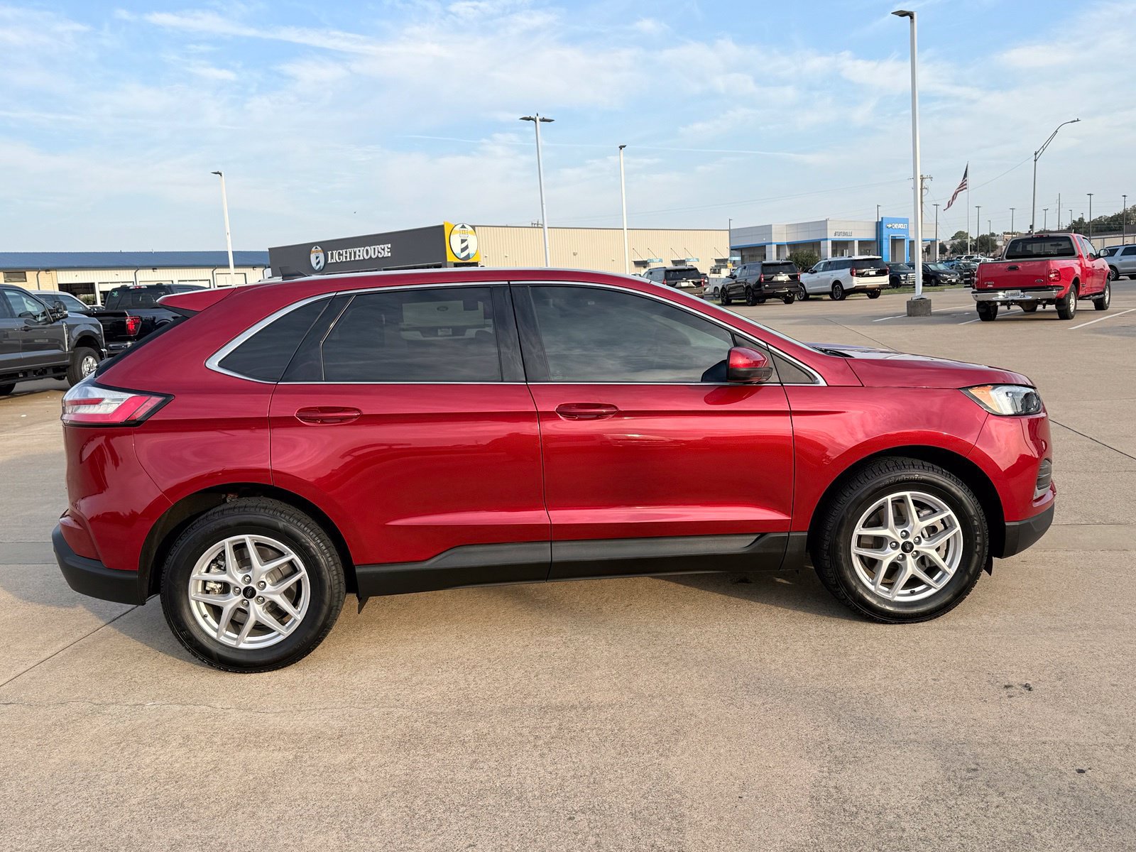 Certified 2024 Ford Edge SEL w/ Convenience Package AWD/4WD image 4