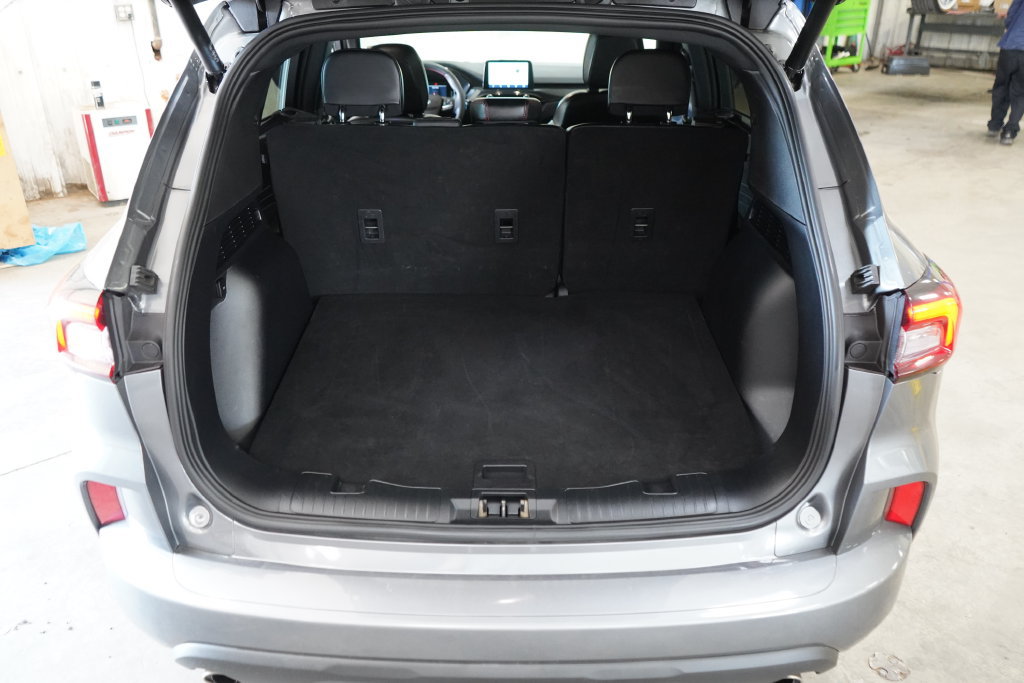 Certified 2024 Ford Escape ST-Line AWD/4WD image 27