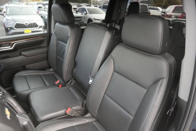 Used 2024 Chevrolet Silverado 2500 LT w/ Convenience Package image 10