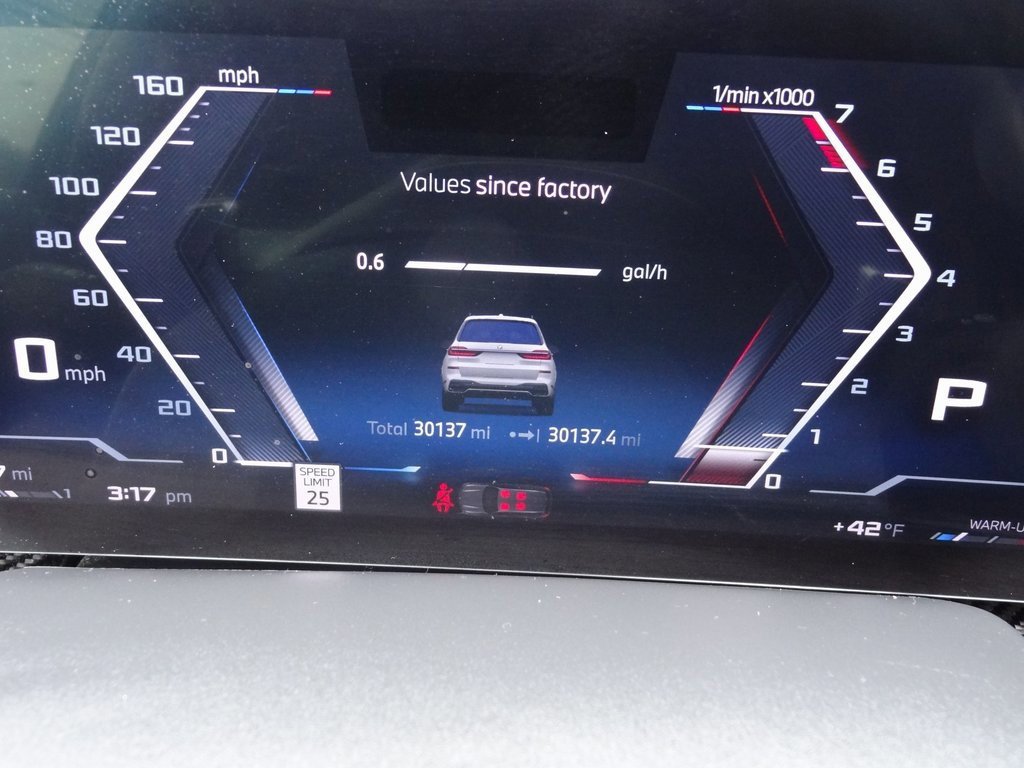 Used 2024 BMW X7 M60i w/ Executive Package image 36