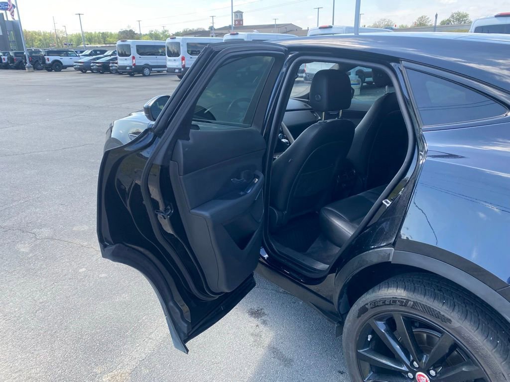 Used 2019 Jaguar E-PACE S AWD/4WD image 28