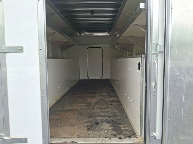 Certified 2023 Ford E-450 and Econoline 450 Super Duty w/ Power Windows & Locks Group RWD image 35
