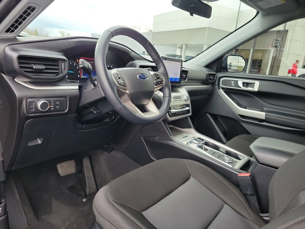 Certified 2022 Ford Explorer XLT image 21