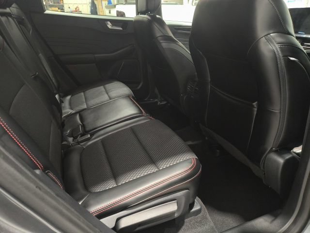 Certified 2024 Ford Escape ST-Line w/ Tech Pack #1 AWD/4WD image 23