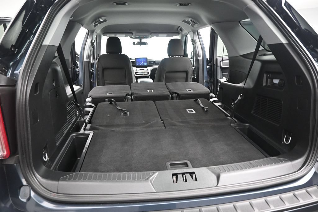 Certified 2023 Ford Explorer XLT RWD image 25