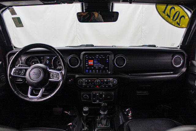 Used 2021 Jeep Wrangler Unlimited Sahara AWD/4WD image 24