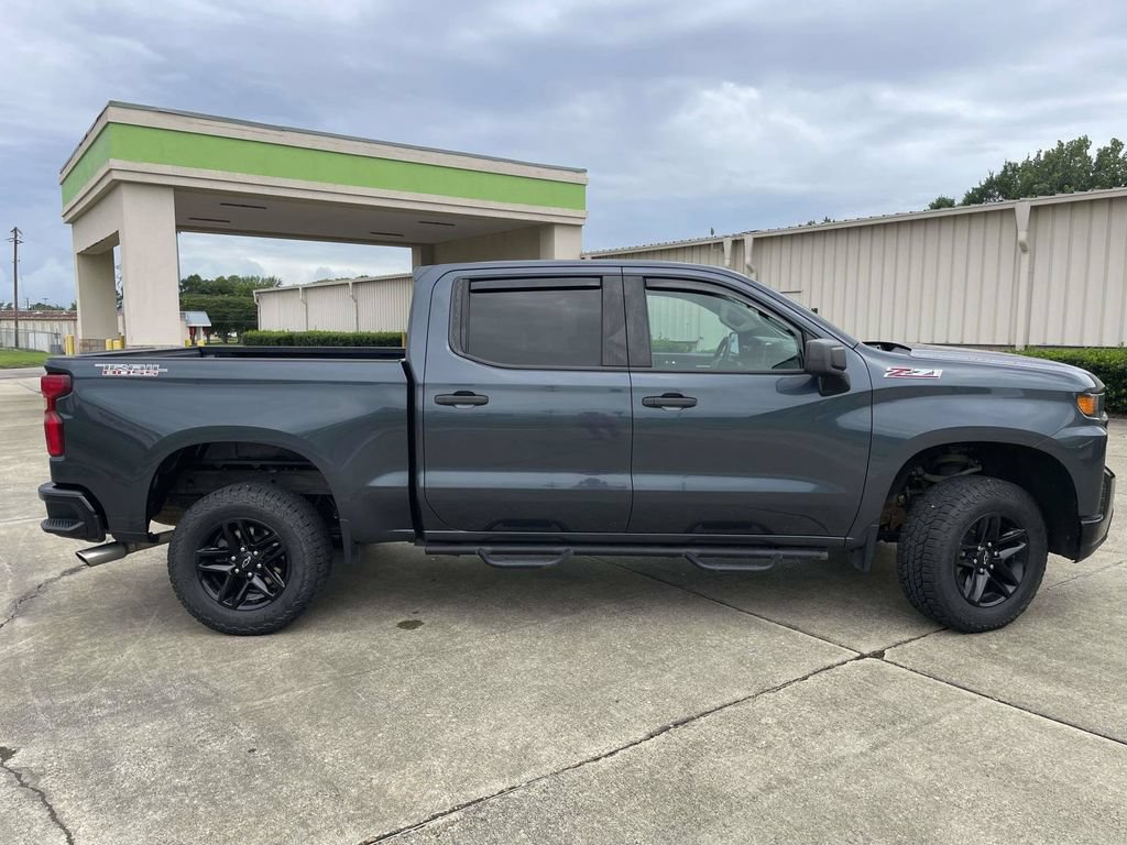 Used 2021 Chevrolet Silverado 1500 Custom Trail Boss AWD/4WD image 2