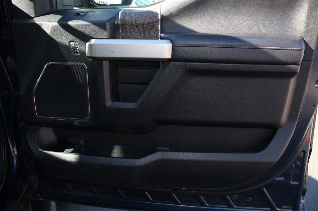Certified 2017 Ford F250 Lariat w/ Chrome Package image 27