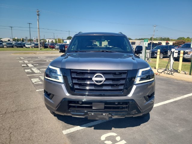 Used 2024 Nissan Armada SL w/ Midnight Edition Package AWD/4WD image 2